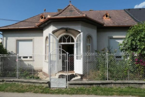 Csók, mama, Balatonfüred